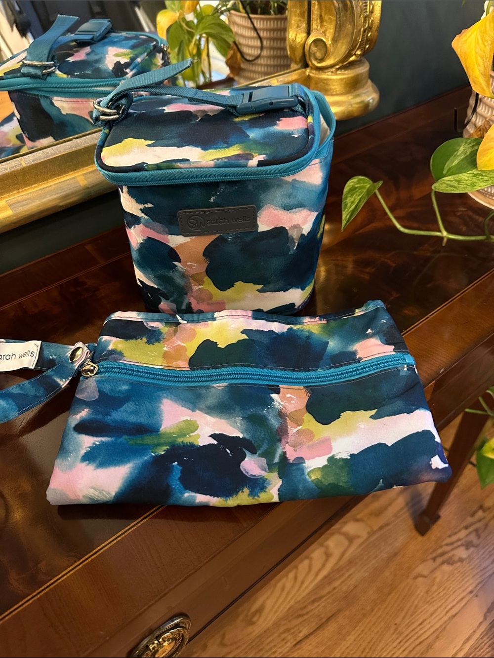 Sarah Wells pump cooler and wet bag